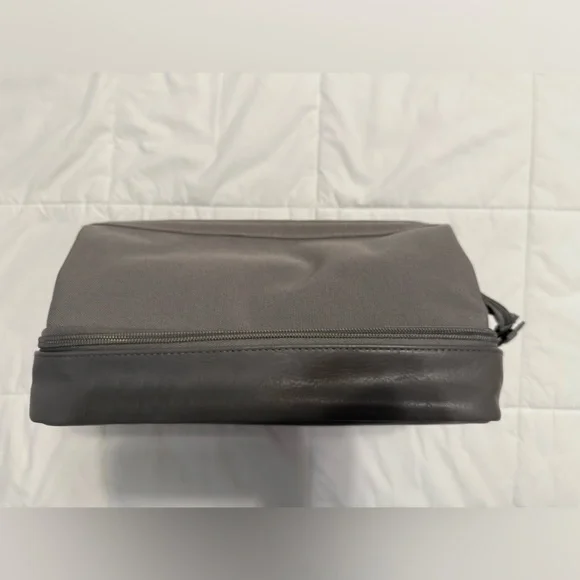 Beis Dopp Kit - Picture 1 of 9
